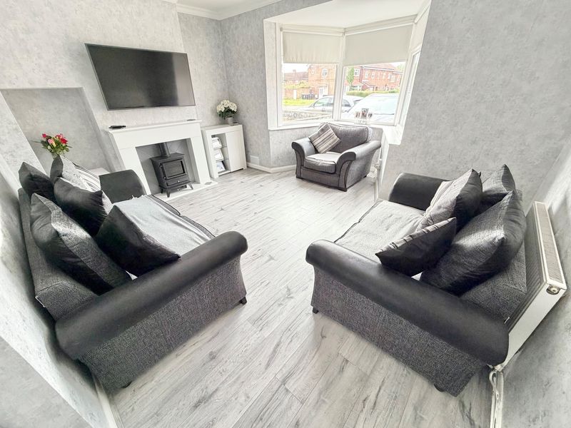 Pound Road Little Sutton